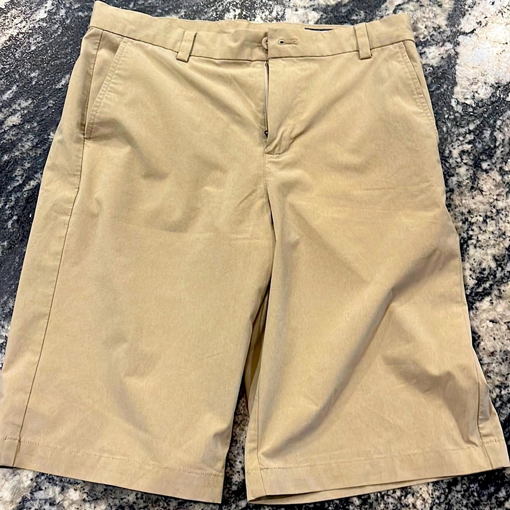 Vineyard Vines performance shorts